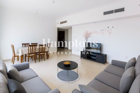Apartamento para arrendamento em Jumeirah Lake Towers, Dubai, EAU 2 quartos, 121.61002700 m2 № 679442 - foto 2