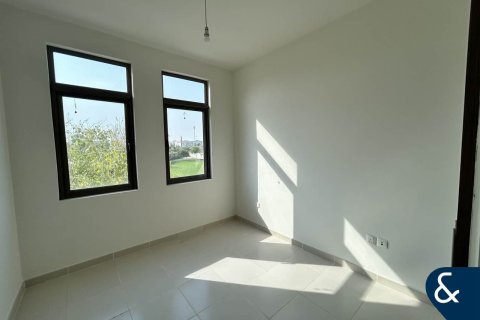 Villa te huur in Reem, Dubai, VAE 3 slaapkamers, 260 vr.m., nr 668490 - foto 12