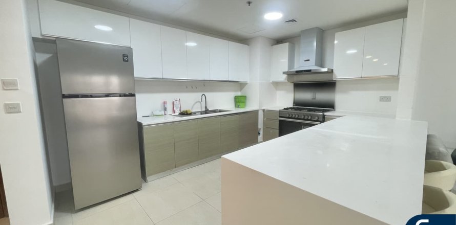 Dzīvoklis Jumeirah Golf Estates, Dubaijā, AAE 3 istabas, 166 m2 Nr. 668358