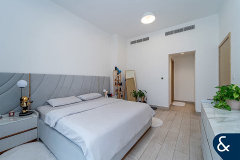 Villa til leie i Dubai Sports City, Dubai, Emiratene 4 soverom, 173 kvm Nr. 668356 - Foto 8