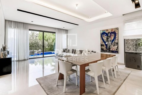 Vila u Dubai Hills Estate, Dubai, UAE 4 spavaćih soba, 701 m2 Br. 654794 - fotografija 18