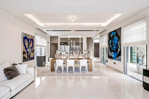 Vila u Dubai Hills Estate, Dubai, UAE 4 spavaćih soba, 701 m2 Br. 654794 - fotografija 19