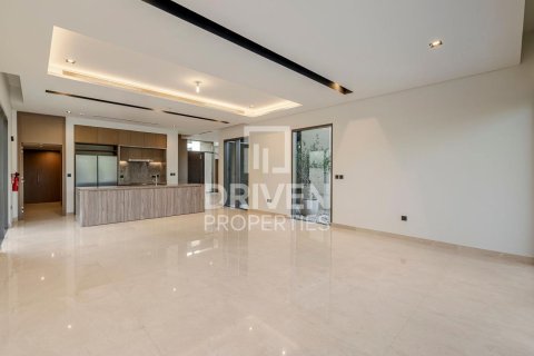 Снять в аренду виллу в Дубай Хилс Эстейт, Дубай, ОАЭ 4 спальни, 701м2, № 654794 - фото 7