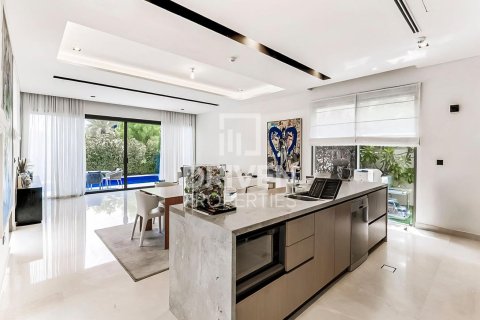 Vila u Dubai Hills Estate, Dubai, UAE 4 spavaćih soba, 701 m2 Br. 654794 - fotografija 7