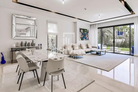 Vila u Dubai Hills Estate, Dubai, UAE 4 spavaćih soba, 701 m2 Br. 654794 - fotografija 6