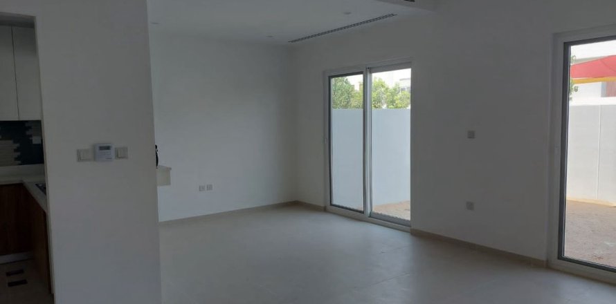 Townhouse i Dubai, UAE 3 soveværelser, 160.9 kvm № 692854