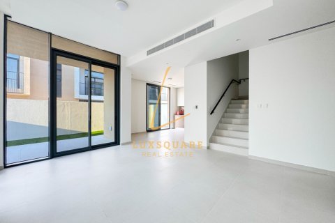 Villa Dubai South (Dubai World Central)jā, AAE 4 istabas, 226 m2 Nr. 685612 - attēls 2