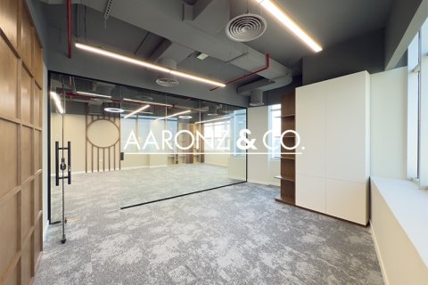 Jumeirah Lake Towers, Dubai, संयुक्त अरब अमीरात में कार्यालय, 111 वर्ग मीटर, संख्या 670565 - फ़ोटो 6