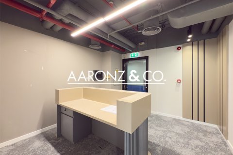 Jumeirah Lake Towers, Dubai, संयुक्त अरब अमीरात में कार्यालय, 111 वर्ग मीटर, संख्या 670565 - फ़ोटो 11