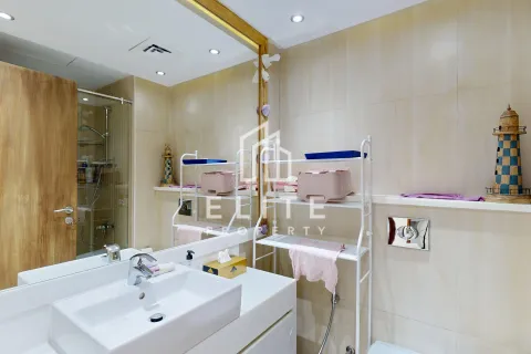 Apartment til salg i Dubai, UAE 3 soveværelser, 168 kvm № 681917 - foto 6