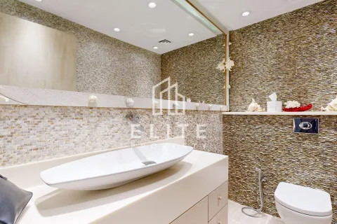 Apartment til salg i Dubai, UAE 3 soveværelser, 168 kvm № 681917 - foto 18