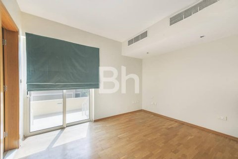 Снять в аренду таунхаус в Al Raha Gardens, Абу-Даби, ОАЭ 4 спальни, 402м2, № 616937 - фото 6