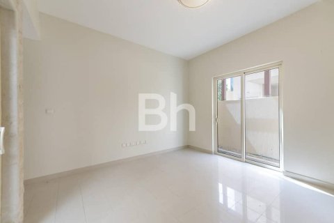 Снять в аренду таунхаус в Al Raha Gardens, Абу-Даби, ОАЭ 4 спальни, 402м2, № 616937 - фото 9