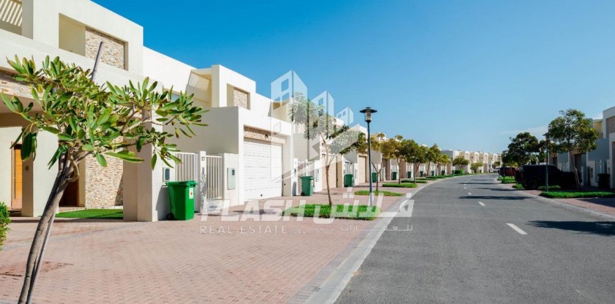 阿联酋 Ras Al Khaimah Mina Al Arab 别墅  3 卧, 350.6 平方米 , 编号 611668