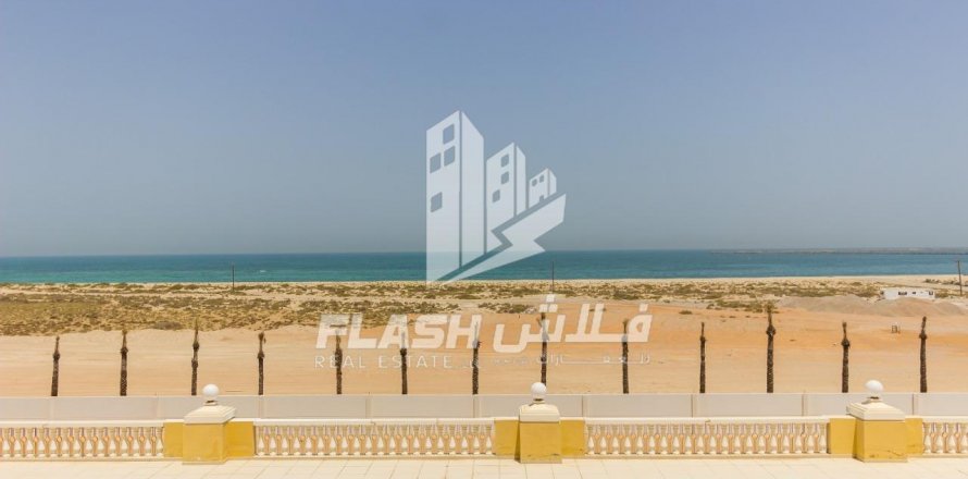 Apartment sa Al Hamra Village, Ras Al Khaimah, UAE 2 silid-tulugan, 102.2 sq.m. № 611652