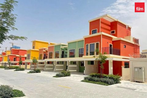 Rumah bandar di Dubai, UAE 5 bilik tidur, 219.7 meter persegi № 766636