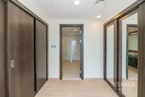 Apartment sa 23 MARINA TOWER sa Dubai Marina, UAE 3 silid-tulugan, 277 sq.m. № 650427 - larawan 6