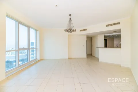 Appartamento in affitto a Dubai Marina, Dubai, EAU 2 camere da letto, 117 mq. № 650426 - foto 3