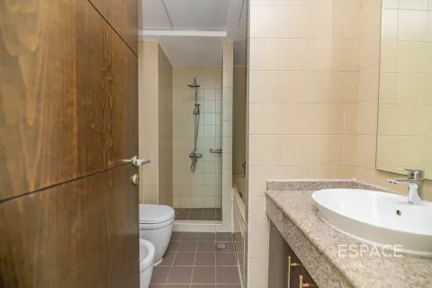 Appartamento in affitto a Dubai Marina, Dubai, EAU 2 camere da letto, 117 mq. № 650426 - foto 8