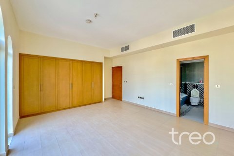 Villa itt: Jumeirah Park, Dubai, EAE, 4 hálószoba, 386.2 m², azonosító: 733052 - fénykép 6