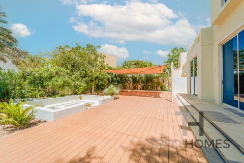 Vilă de vânzare în Meadows, Dubai, EAU 4 dormitoare, 49.33 mp.  №733049 - poză 19