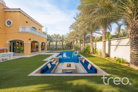 Villa itt: Jumeirah Park, Dubai, EAE, 5 hálószoba, 435.62 m², azonosító: 733055 - fénykép 7