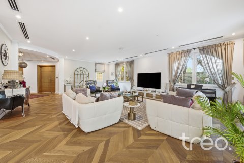 Villa itt: Jumeirah Park, Dubai, EAE, 5 hálószoba, 435.62 m², azonosító: 733055 - fénykép 13