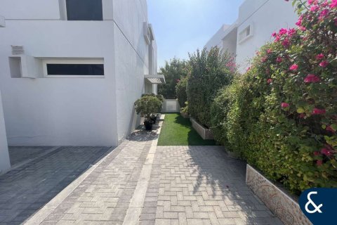 Mudon, Dubai, BAE’de satılık townhouse 3 yatak odası, 291 m² No 667042 - fotoğraf 1