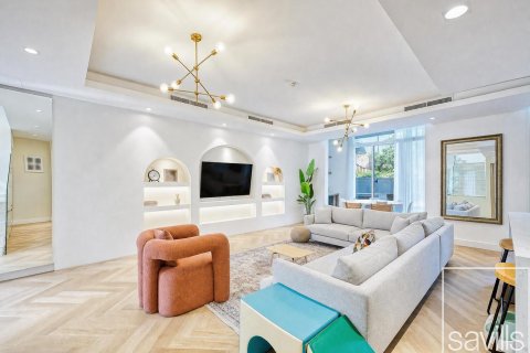 Villa zum Verkauf in Motor City, Dubai, VAE 3 Schlafzimmer, 240.34 m2 Nr. 766792 - Foto 5
