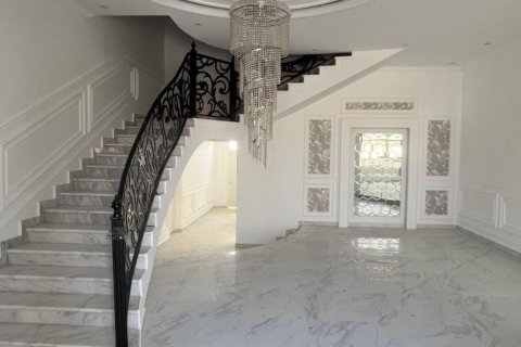 Villa à vendre à  Seih Al Uraibi, Ras Al Khaimah, EAU 6 chambres, 1394 m2 № 735022 - photo 5