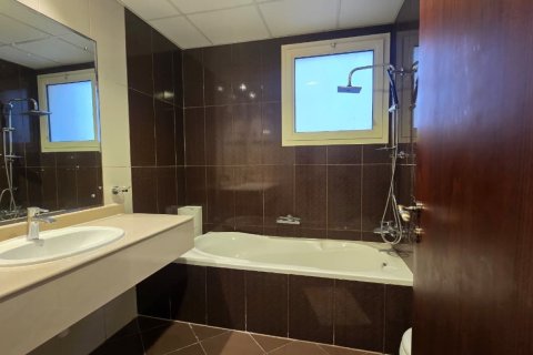 Huoneisto Ras Al Khaimah, Arabiemiraatit 2 makuuhuonetta, 114 m2 № 735028 - kuva 17