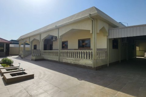 Villa Khuzam, Ras Al Khaimahjā, AAE 5 istabas, 650 m2 Nr. 735026 - attēls 2