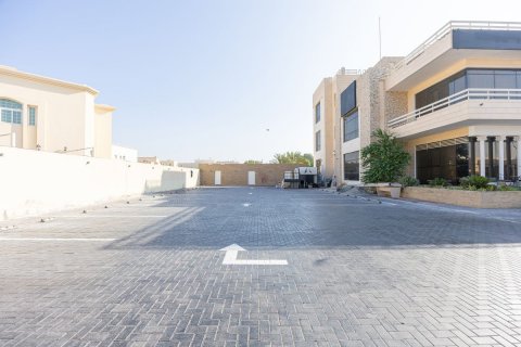 Müüa villa asukohaga Khalifa City, Abu Dhabi, AÜE: 12 magamistoaga, 2090 m² Nr 593973 - pilt 20