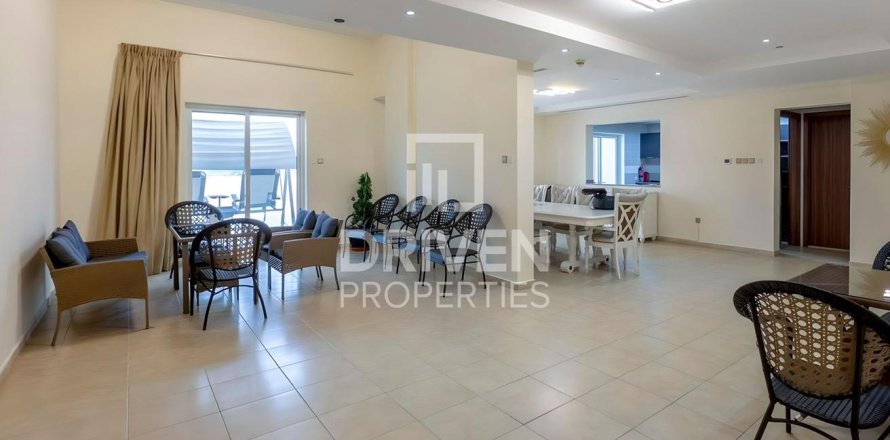 Duplex in Jumeirah Village Triangle, Dubai, VAE: 3 Schlafzimmer, 382.48 m2 Nr. 756508