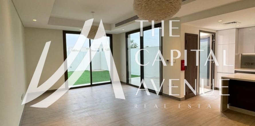 Casa urbana em Yas Island, Abu Dhabi, EAU 2 quartos, 217 m2 № 652873