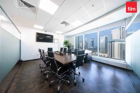 Oficina en alquiler en Business Bay, Dubai, EAU 107.2 m2 № 682233 - foto 4