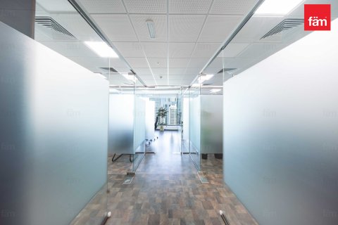 Oficina en alquiler en Business Bay, Dubai, EAU 107.2 m2 № 682233 - foto 11