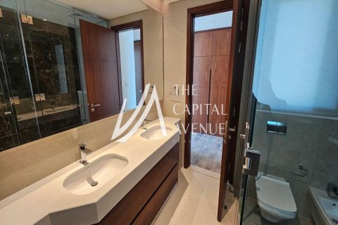 Abu Dhabi, UAE의 판매용 빌라 침실 5개, 1399제곱미터 번호 604796 - 사진 20
