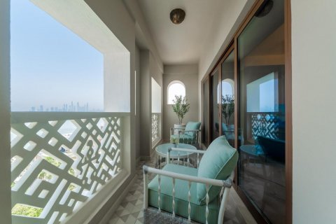 Apartment in Palm Jumeirah, Dubai, UAE 3 bedrooms, 220 sq.m. № 623284 - photo 14
