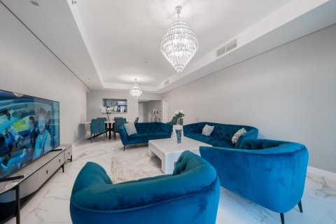 Apartment in Palm Jumeirah, Dubai, UAE 3 bedrooms, 220 sq.m. № 623284 - photo 5