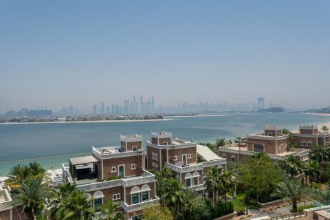 Apartment in Palm Jumeirah, Dubai, UAE 3 bedrooms, 220 sq.m. № 623284 - photo 26