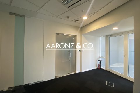 مكتب للإيجار في Sheikh Zayed Road، دبي، الإمارات العربية المتحدة 149.6 متر مربع ، رقم 632205 - صورة 6