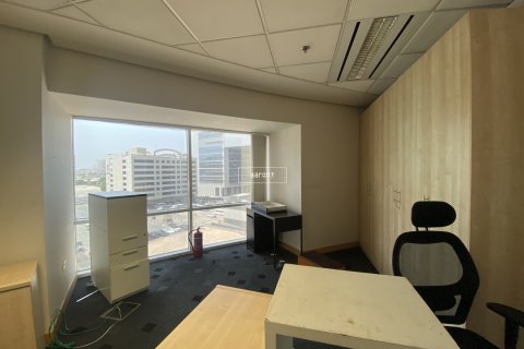 Oficiu de închiriat în Sheikh Zayed Road, Dubai, EAU 149.6 mp.  №632205 - poză 2