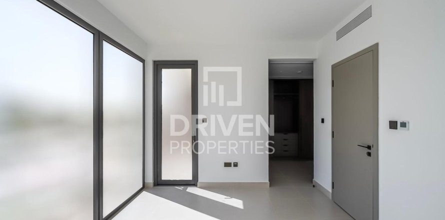 Villa asukohaga Tilal Al Ghaf, Dubai, AÜE: 4 magamistoaga, 233.74 m² Nr 746549