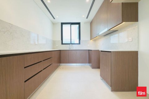 Зняти в оренду віллу в Дубай, ОАЕ 4 спальні, 583.5м2, № 694011 - фото 14