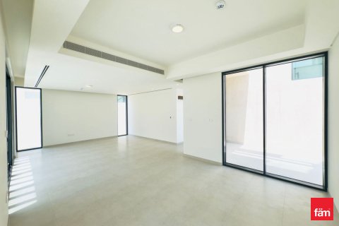 Зняти в оренду віллу в Дубай, ОАЕ 4 спальні, 583.5м2, № 694011 - фото 9