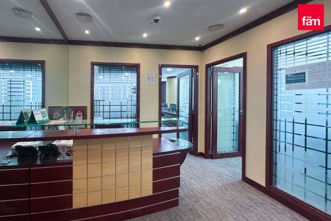 Office i Dubai, UAE 98.3 kvm № 694008