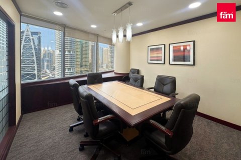 Bureau à louer à Dubai, EAU 98.3 m2 № 694008 - photo 3