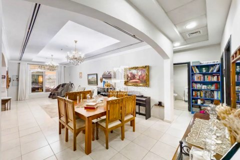 Apartamento para venda em Jumeirah Village Circle, Dubai, EAU 3 quartos, 250 m2 № 664379 - foto 4