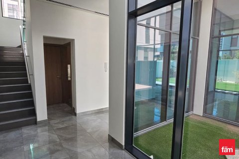 Vila v Al Furjan, Dubai, SAE 4 ložnice, 462.8 m² Č.: 715604 - fotografie 2